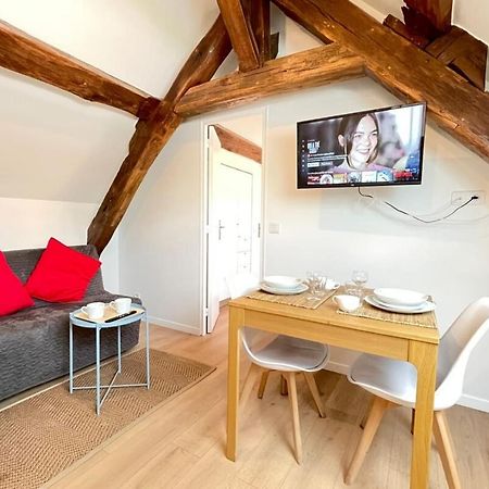 M12 - Le Vieux Massyrer600Morly20 Minnetflixneuf Massy  Luaran gambar