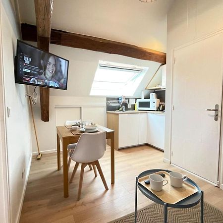 M12 - Le Vieux Massyrer600Morly20 Minnetflixneuf Massy  Luaran gambar