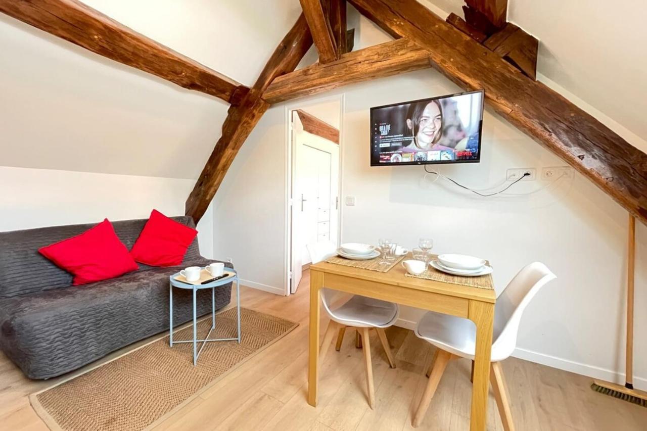 M12 - Le Vieux Massyrer600Morly20 Minnetflixneuf Massy  Luaran gambar