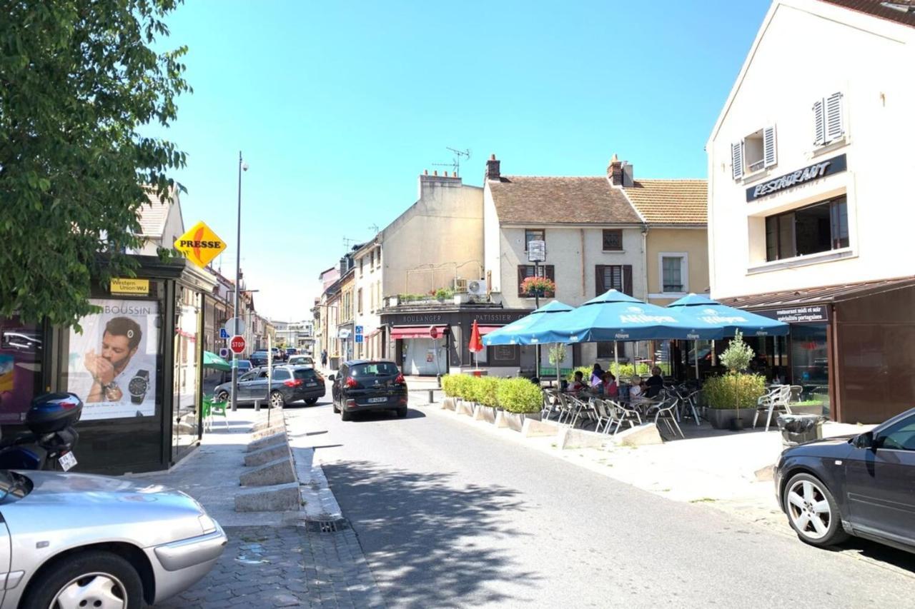 M12 - Le Vieux Massyrer600Morly20 Minnetflixneuf Massy  Luaran gambar